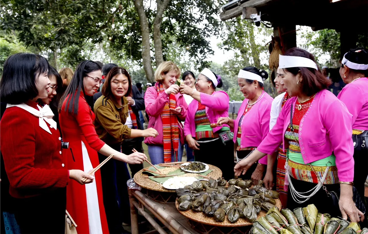 Văn hóa người Mường bản địa